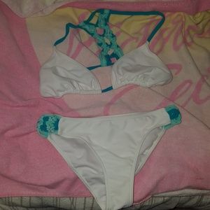 Radar bikini kids size m Junior braiding detail